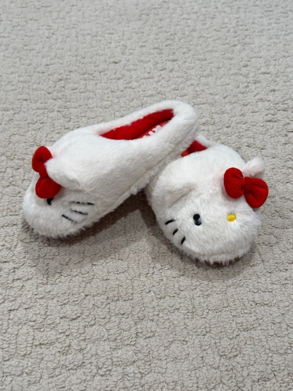 Kids Hello Kitty Slippers Size 13-1
